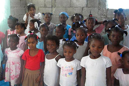 éducation des personnes abandonnées