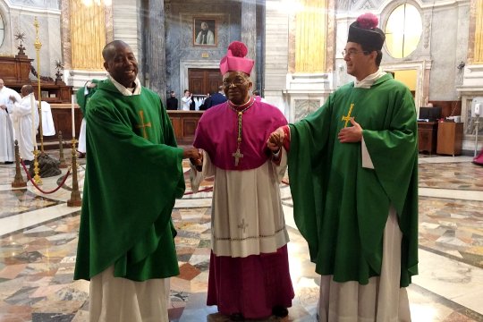 Monseigneur Kabongo et les responsables